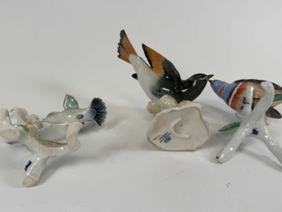 MUSTSCHENREUTHER and others.
Three polychrome...