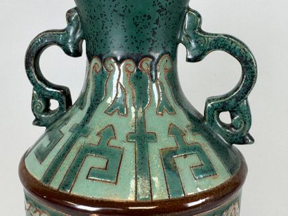 VIETNAM, 20th century.
Large polychrome ceramic...