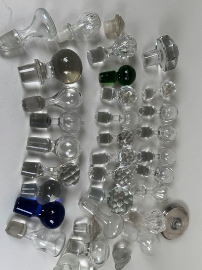 Important collection of glass and cast crystal...