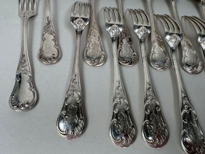 Partie de ménagère en argent à décor de feuillages,...