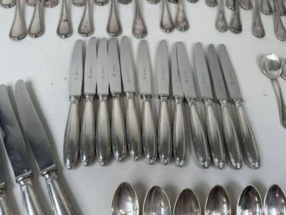 CHRISTOFLE.
Partie de ménagère en métal argenté...