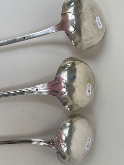 Trois louches en argent 950/1000, modèle...
