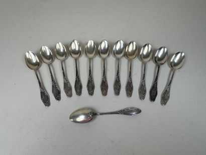 Série de 12 petites cuillères en argent 950/1000,...