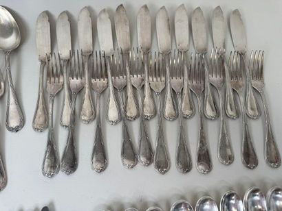 CHRISTOFLE.
Partie de ménagère en métal argenté...