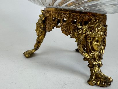 BACCARAT.
Centre de table composé d'une coupe...