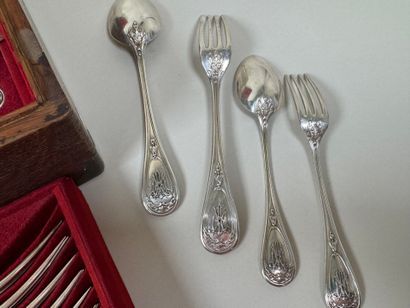 CARDEILHAC. 
Partie de ménagère en argent...