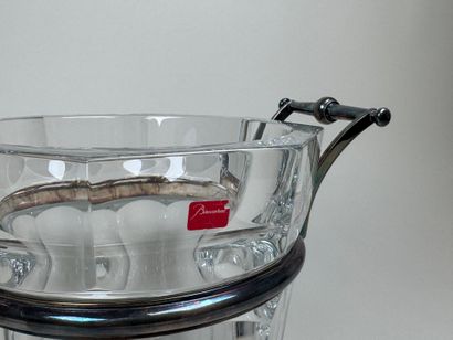 BACCARAT.
Modèle Harcourt.
Seau à champagne...