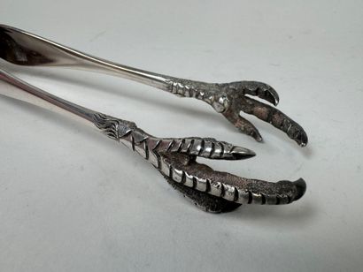 Pince de service en argent 950/1000e en forme...