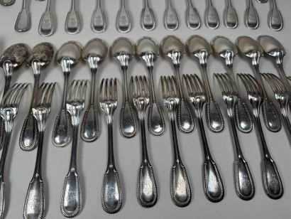 Ménagère en argent modèle à petits godrons,...