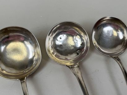 Trois louches en argent 950/1000, modèle...