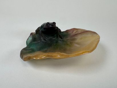 DAUM Nancy.
Vide-poche en pâte de verre polychrome...