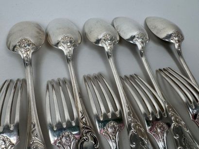 Partie de ménagère en argent à décor de feuillages,...
