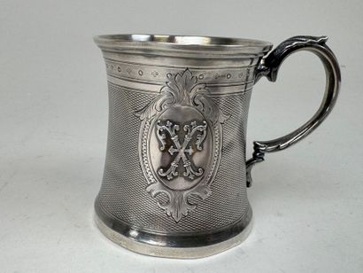 Tasse en argent 950/1000, poinçon Minerve,...