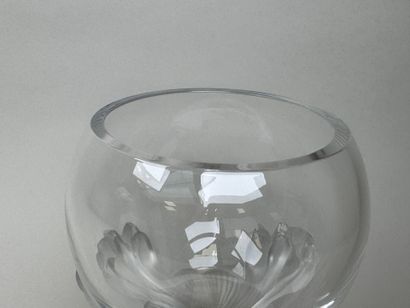 LALIQUE France.
Modèle BAGHEERA.
Coupe sur...