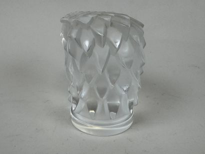 LALIQUE FRANCE. 
Modèle Tête d'aigle. 
Presse-papier...