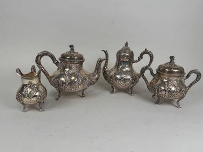 Partie de service à café et thé en argent...