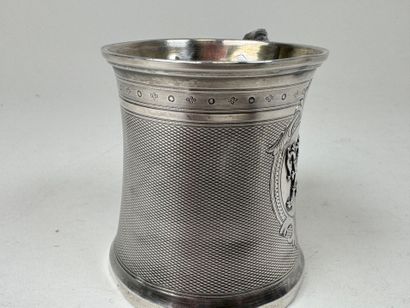 Tasse en argent 950/1000, poinçon Minerve,...
