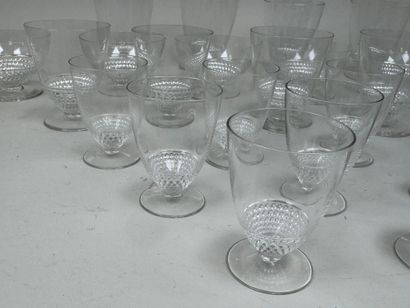 LALIQUE.
Modèle NIPPON.
Partie de service...