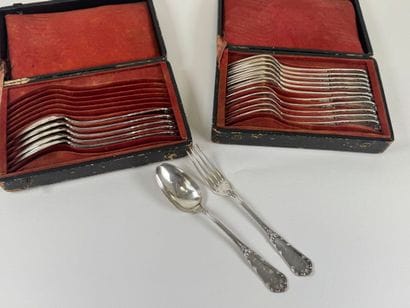 Partie de ménagère en argent 950/1000e comprenant...