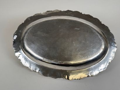PEROU.
Grand plat en argent 925/1000, le...