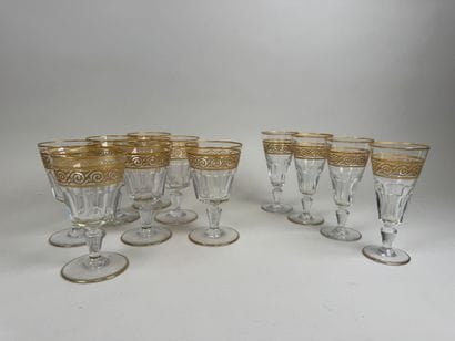 BACCARAT.
Modèle ELDORADO.
Partie de service...