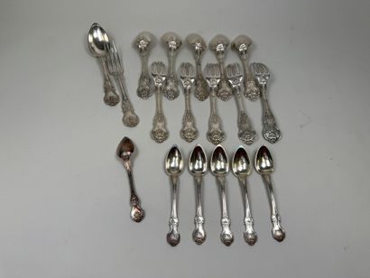 Série de 6 couverts de table et 6 petites...