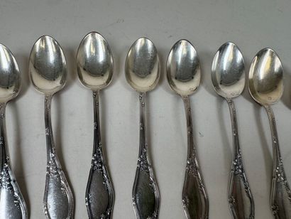 Série de 12 petites cuillères en argent 950/1000,...