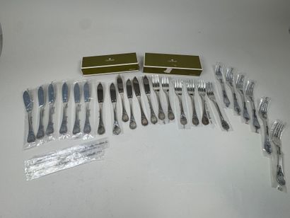CHRISTOFLE. 
Partie de ménagère sous plastique...