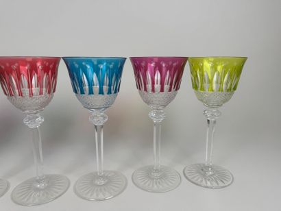 SAINT-LOUIS.
Modèle Tommy.
Suite de 6 verres...