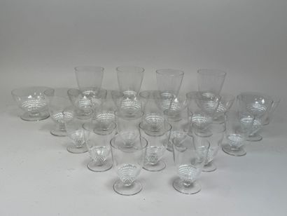LALIQUE.
Modèle NIPPON.
Partie de service...