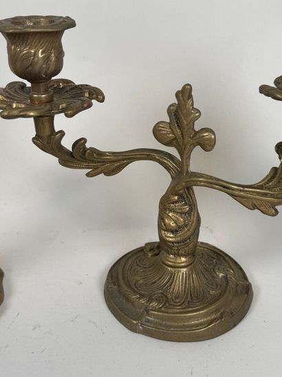 Pair of bronze candlesticks, scalloped base.
19th...
