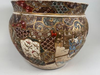JAPAN, SATSUMA.
A large polychrome and gold...