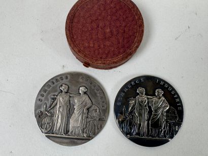 Suite of two silver medals 900/1000 
