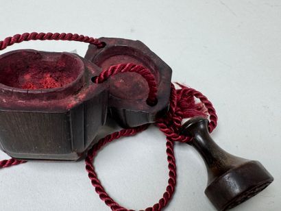 ASIA, 20th century.
Double stamp in carved...