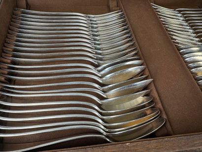 WISKEMANN silverware, Brussels.
Large silver-plated...