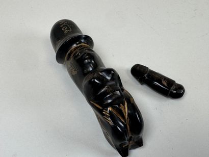 ASIA, 20th century.
Set of two carved horn...