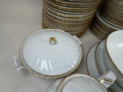 BERNARDAUD et Cie.
VERLAINE model.
Important...