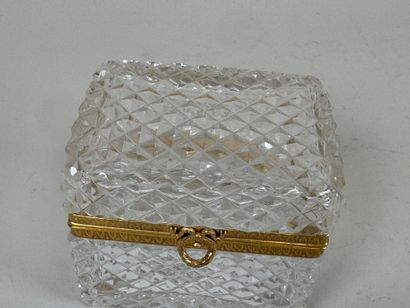 Small cut-crystal box decorated with diamond...