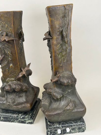 School, 20th century.
Large pair of regula...