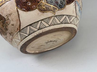 JAPAN, SATSUMA.
A large polychrome and gold...
