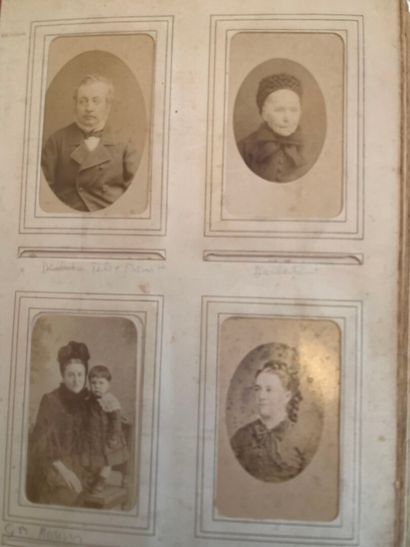 [PHOTOGRAPHIES]
Album photographique in-4...