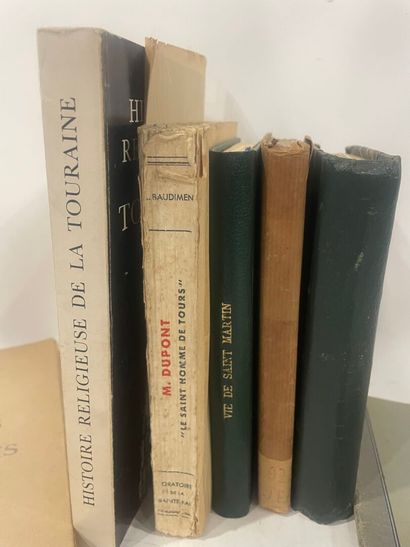 [TOURAINE RELIGIEUSE]
11 vol. ou plaquettes...