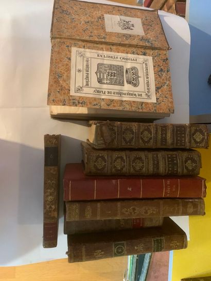 [RELIGIEUX]
Environ 18 vol. formats divers...