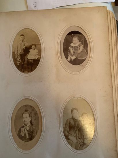 [PHOTOGRAPHIES]
Album photographique in-4...