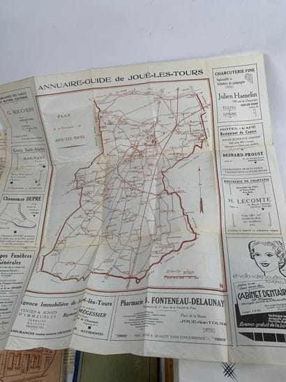 [TOURAINE]
12 volumes or booklets on Touraine...
