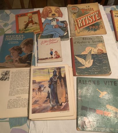 LIVRES D'ENFANTS MAME ET DIVERS
14 volumes...