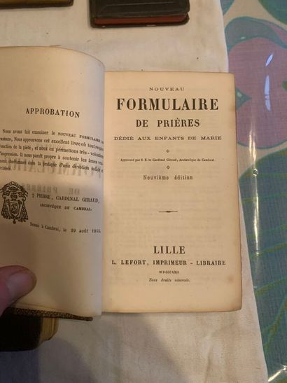 LIVRES RELIGIEUX 
13 volumes de piété et...