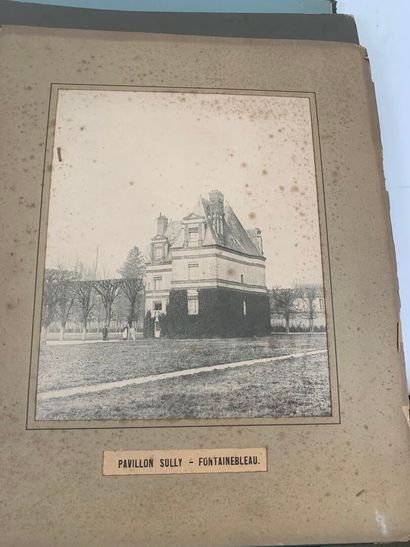 Album grand in-folio en demi-toile intitulé...