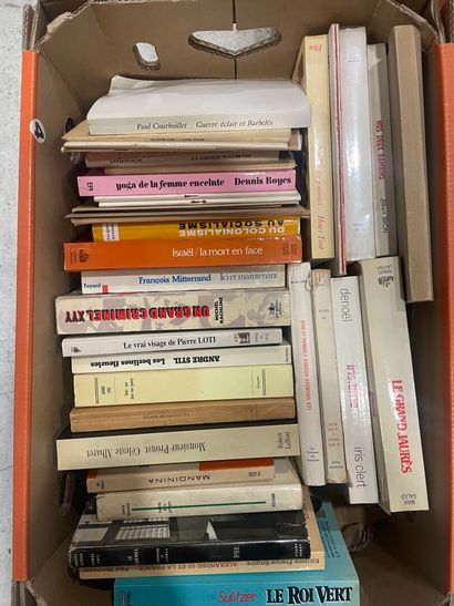 Lot of around thirty miscellaneous mid-twentieth...