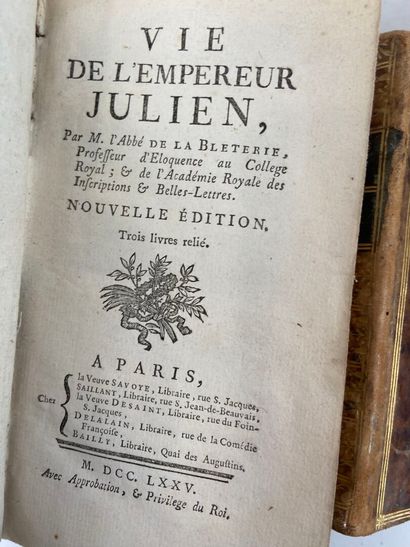 [ANTIQUITE]
Nouvel abrégé chronologique de...